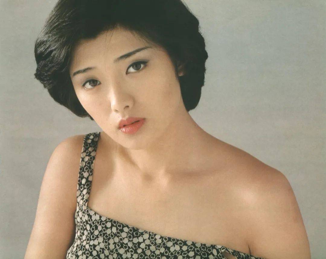 十大因故隐退的日本美女红星！她们雪肤玉貌太性感美艳