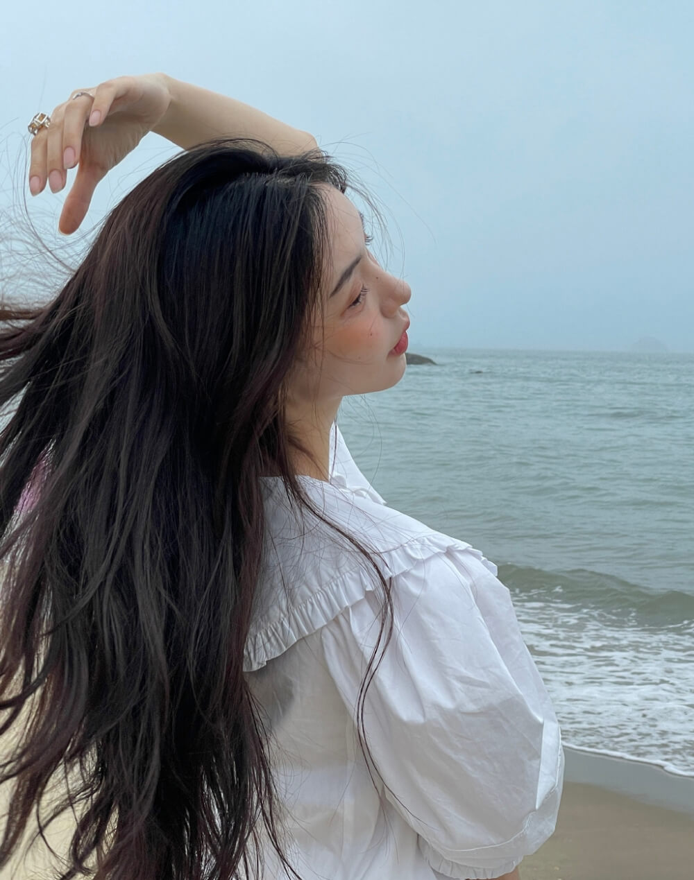 时尚美妆博主胡小糖甜美旅拍照片