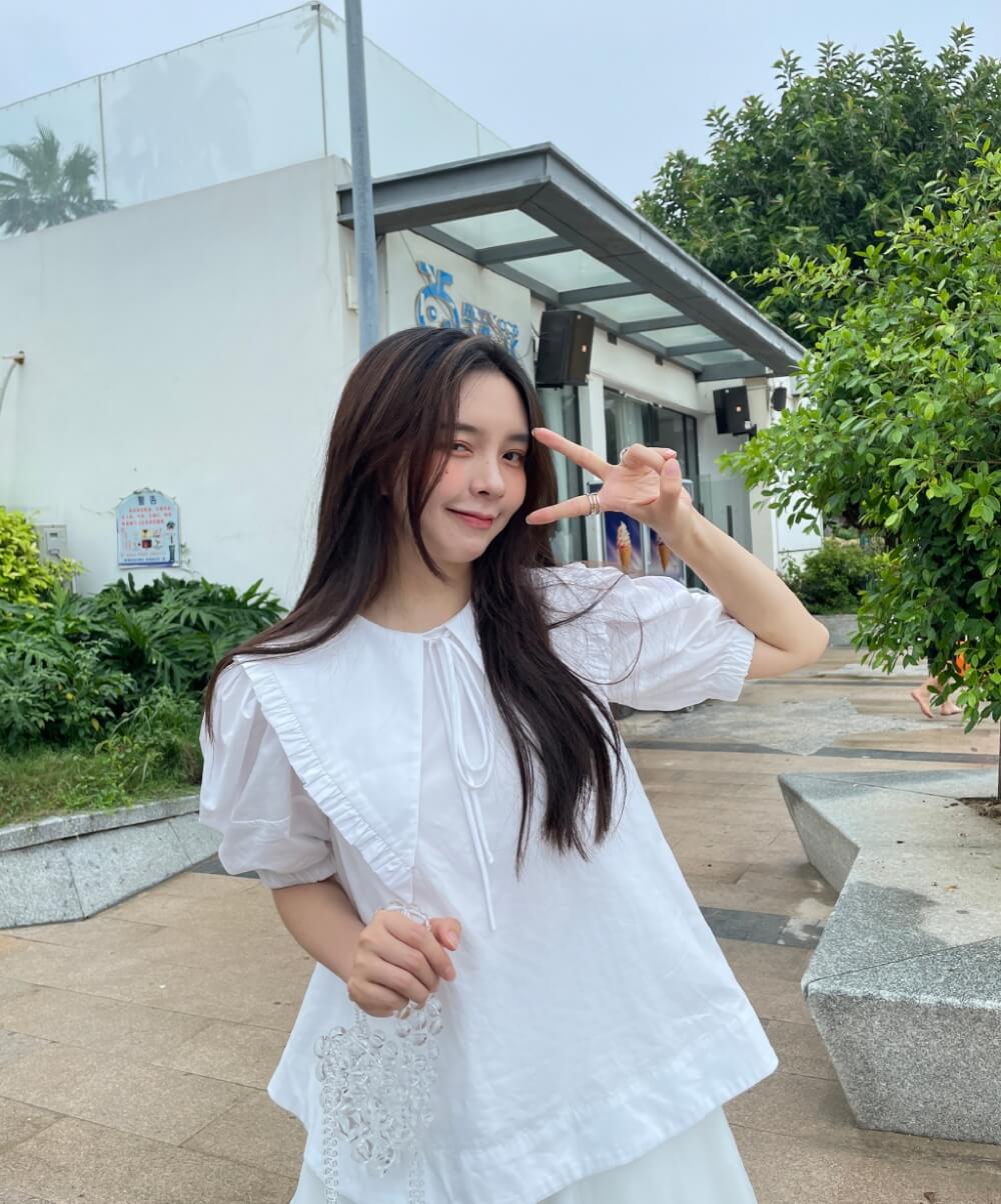 时尚美妆博主胡小糖甜美旅拍照片