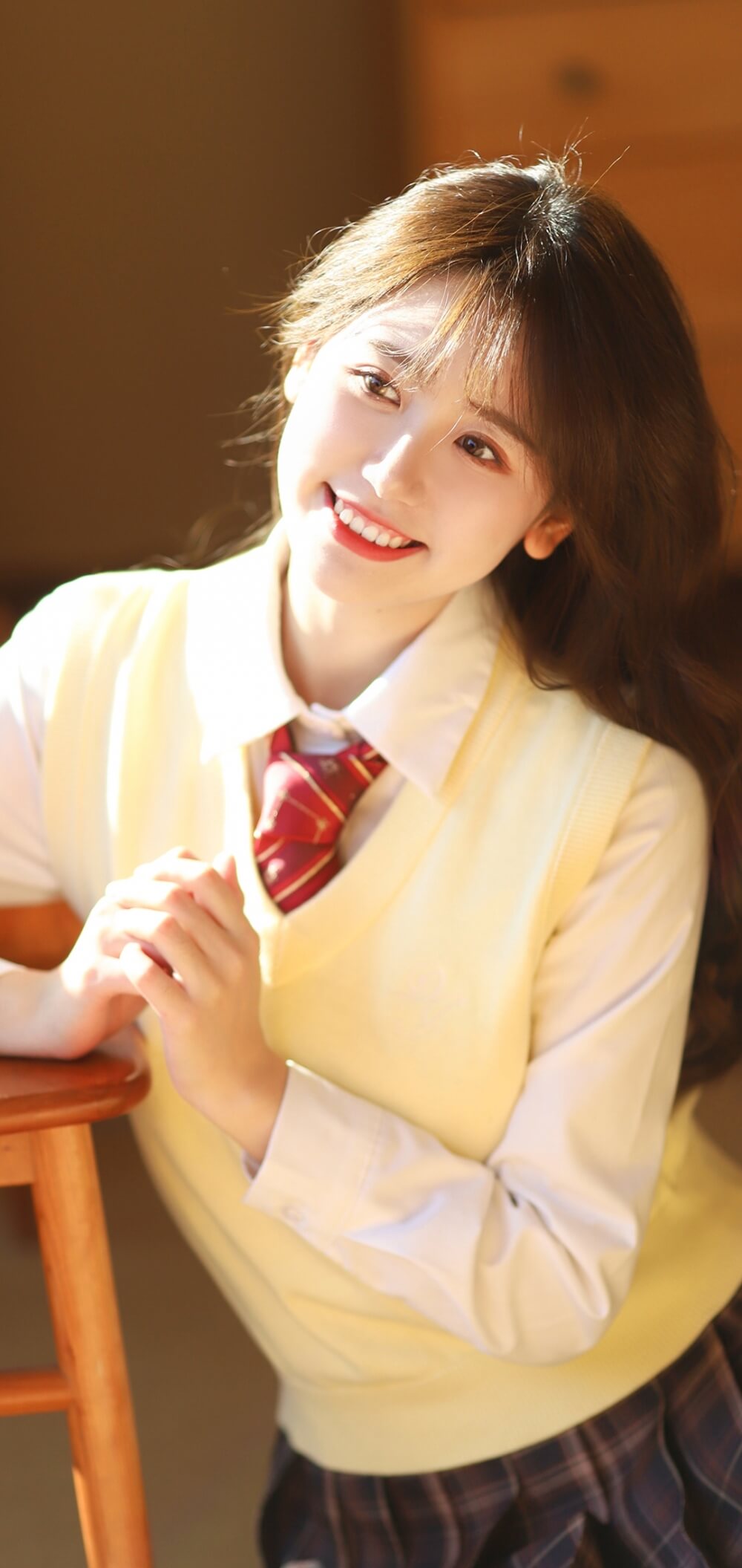 网红美女一栗莎子秒变校园女神甜美迷人图片