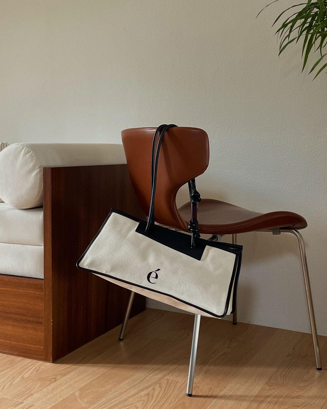 金高银同款：小众手袋品牌Archivepke，成了韩国女生私藏的品味