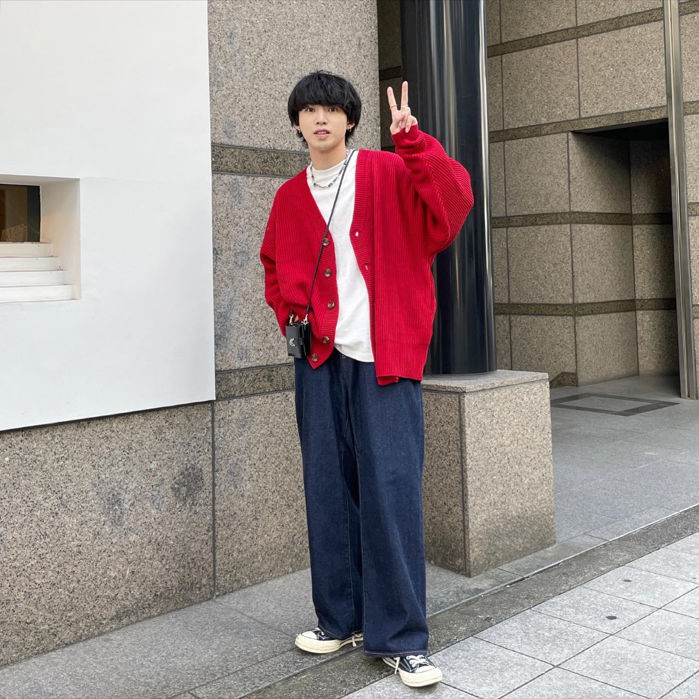 人见人爱的宽松淡盐风搭配，学这3位男子日系潮流穿搭