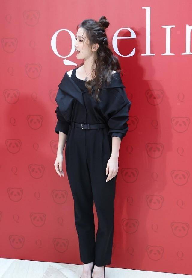 刘诗诗穿黑色扮成熟，优雅自信的样子太迷人