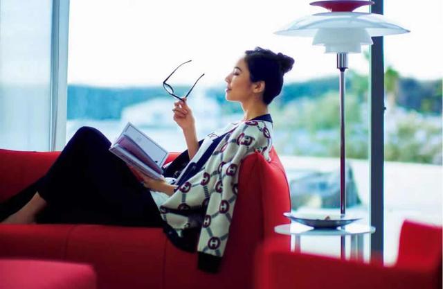 日本杂志短发模特“华丽穿搭”，学习优雅着装搭配