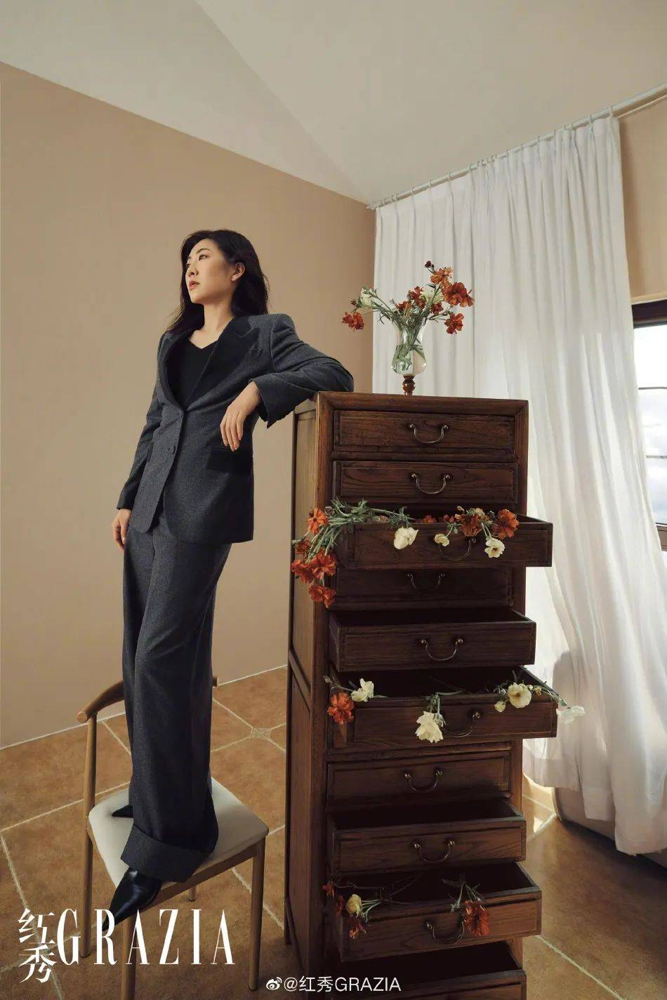 徐梦桃白鹿身穿姐妹装同框美图!雪肤玉貌魅力不可小觑