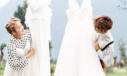 抖音红人小鹿式女友是谁真名叫什么 走红原因是什么