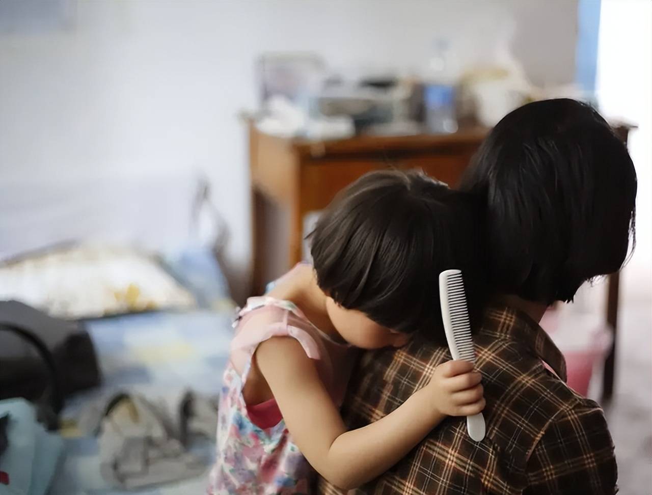 带着儿子的单亲妈妈为什么再婚率最低?原因既心酸又现实