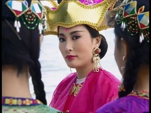 新加坡十大爆红便隐退的美女红星，个个美艳动人！