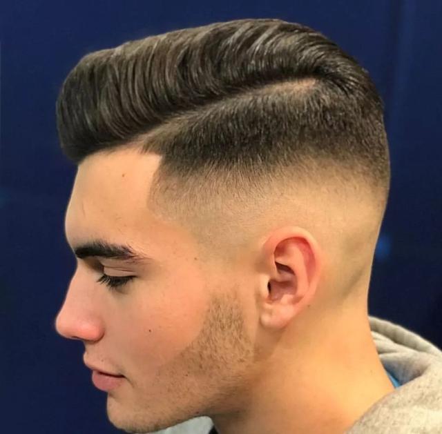 男生即使不化妆也要打理好头发!这4款发型帅气又有型