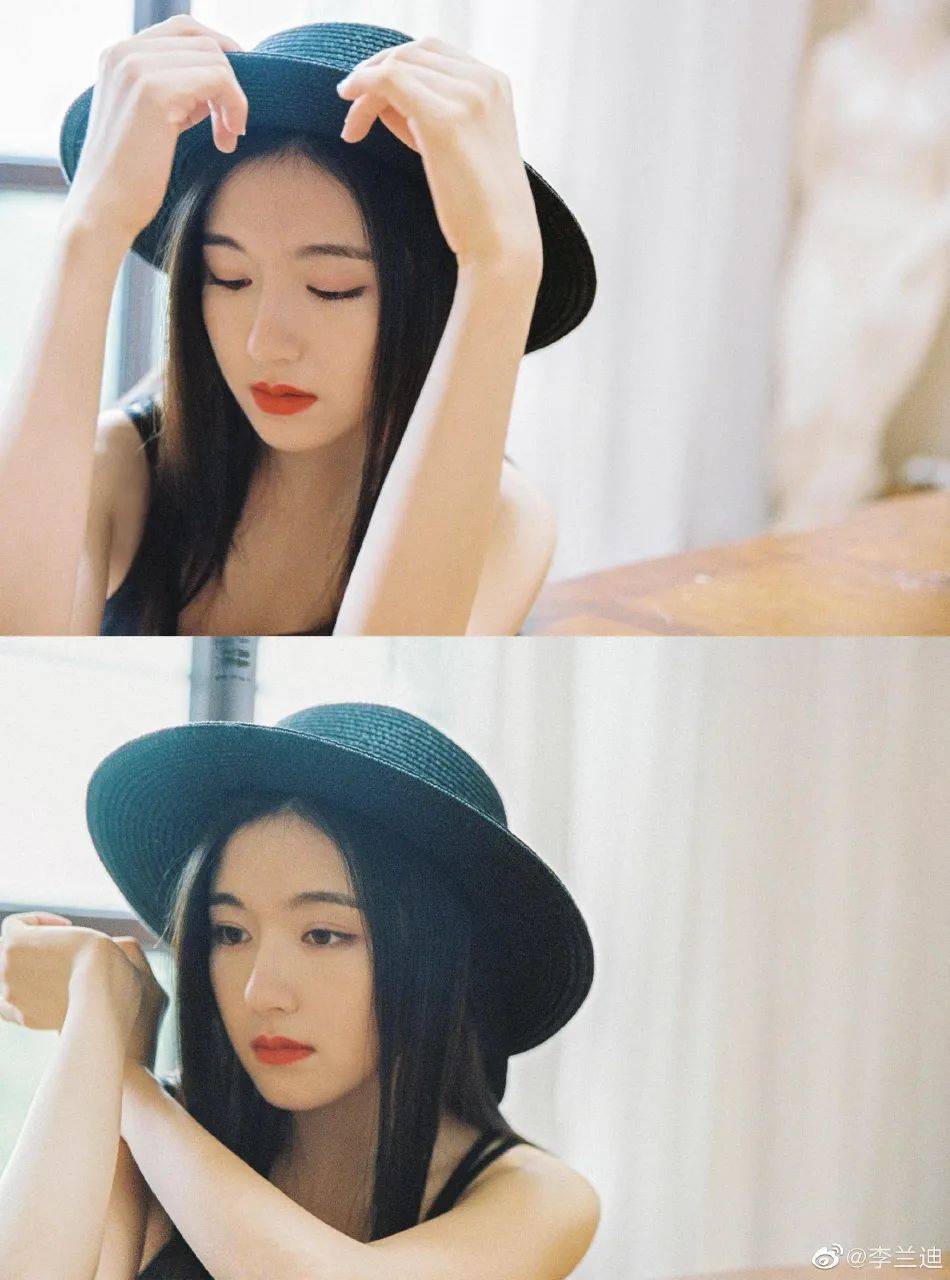 李兰迪身穿黑色吊带裙超靓丽!艳若桃李太性感撩人