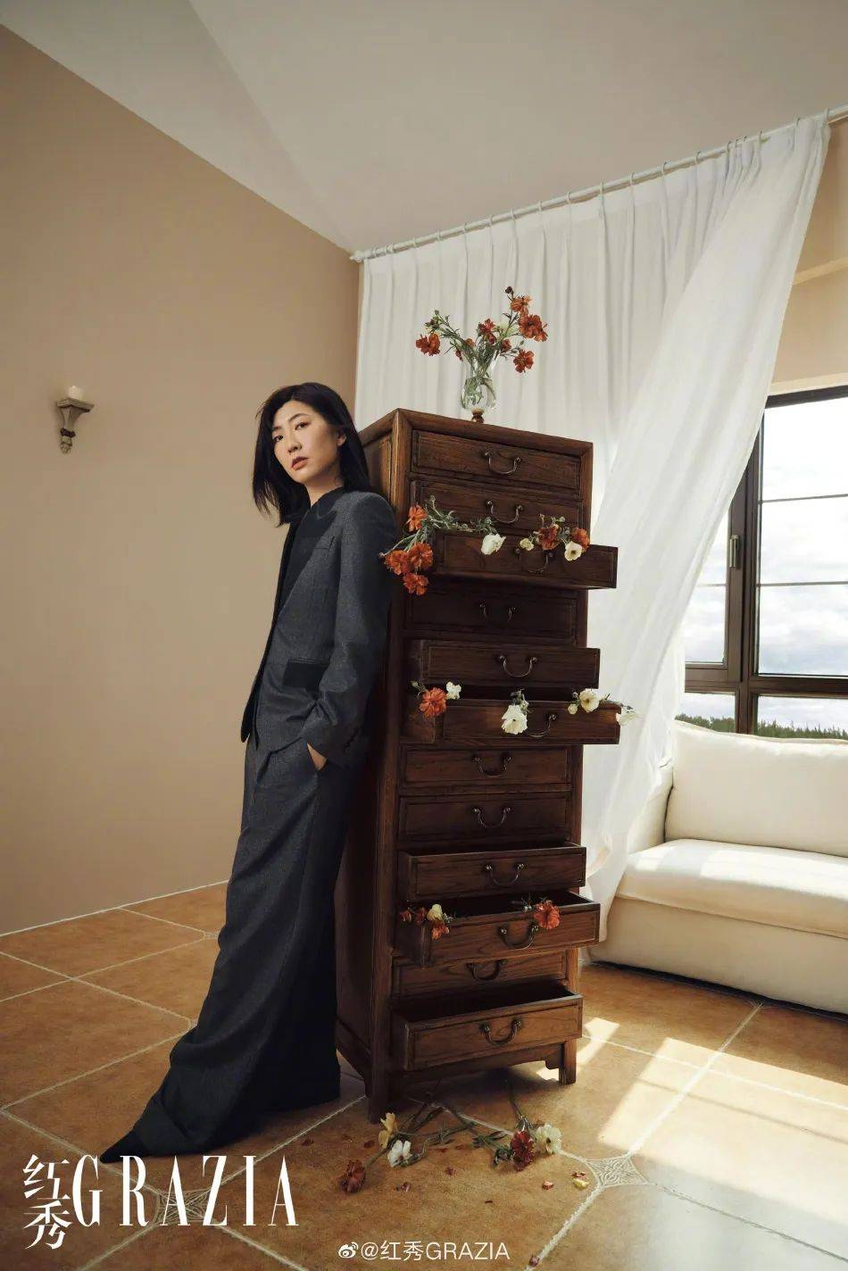 徐梦桃白鹿身穿姐妹装同框美图!雪肤玉貌魅力不可小觑