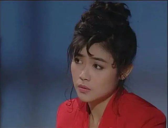 新加坡十大爆红便隐退的美女红星，个个美艳动人！