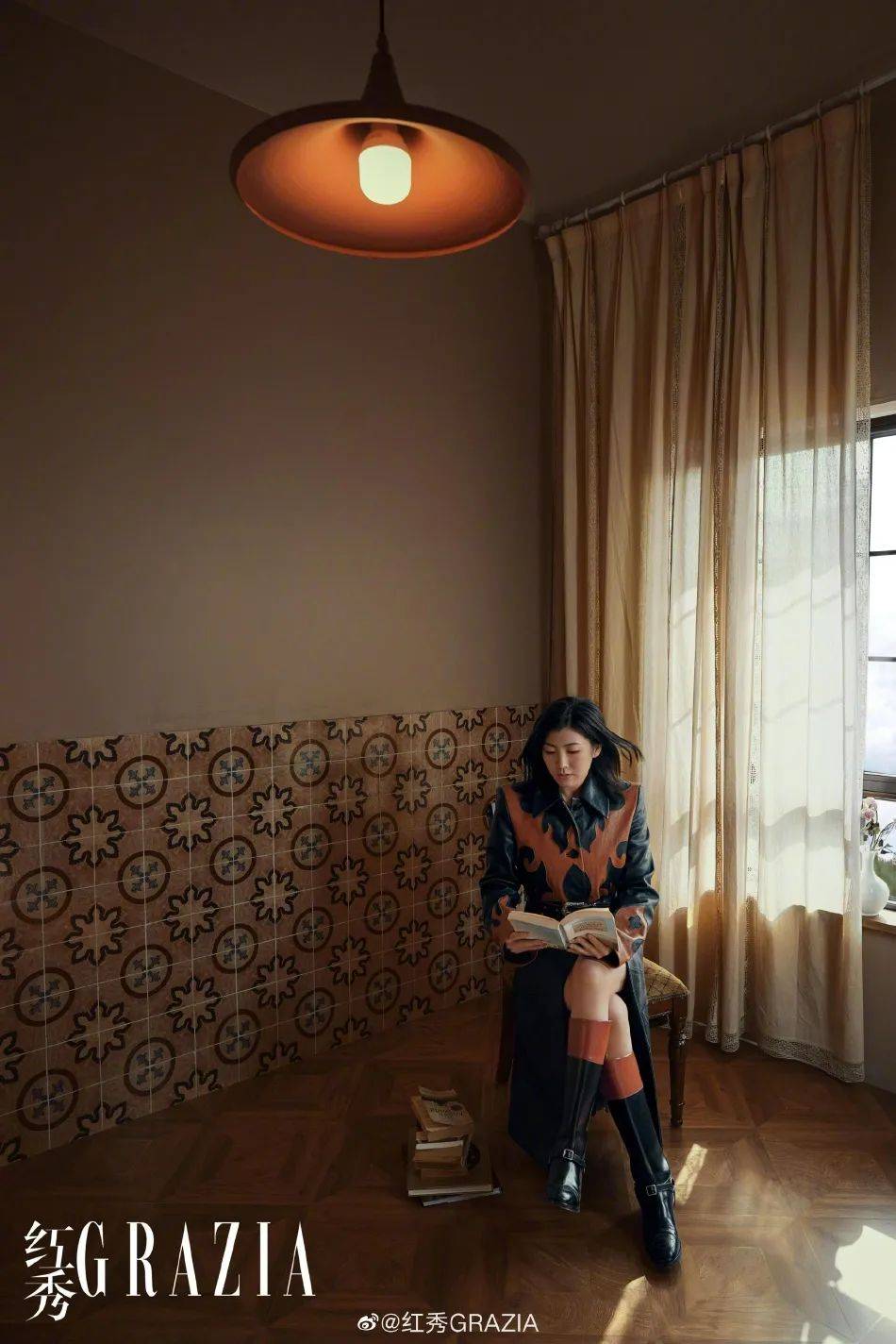 徐梦桃白鹿身穿姐妹装同框美图!雪肤玉貌魅力不可小觑