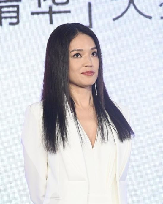 黑长直发型显脸大又土气!这5款发型百搭不挑人还很耐看