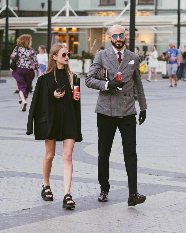 俄罗斯时尚街拍，穿衣打扮不分国籍