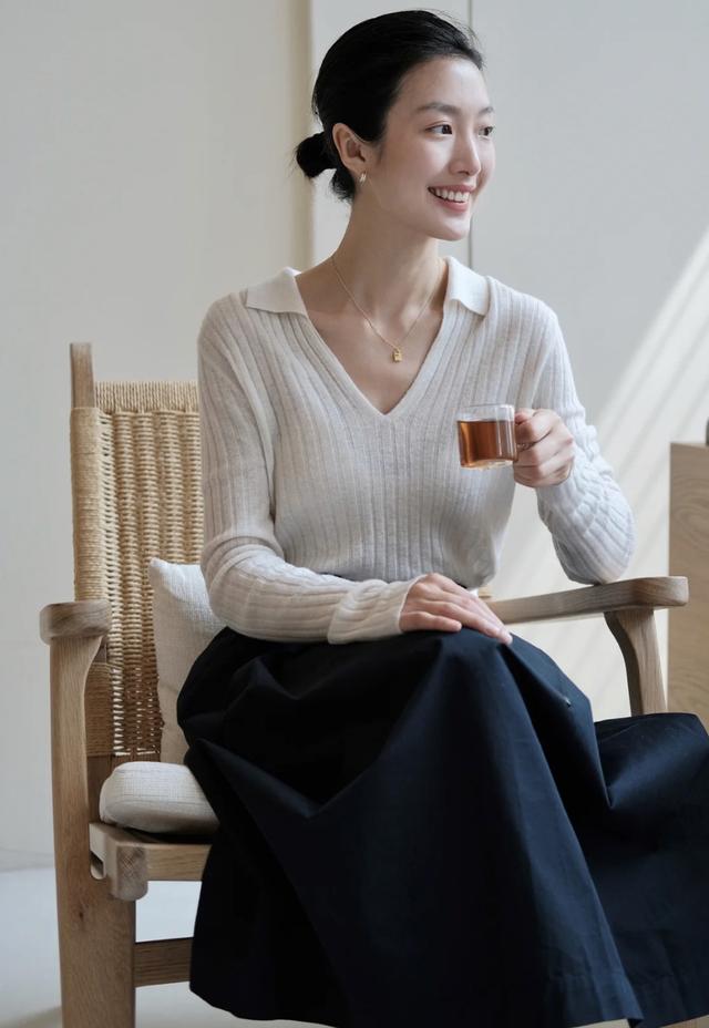 穿衣总是路人感十足？学“减法穿搭”，容易驾驭减龄还高级