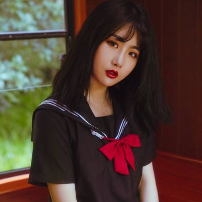 老师让我在他身上写作业 英语老师穿透明丝袜用腿蹭我