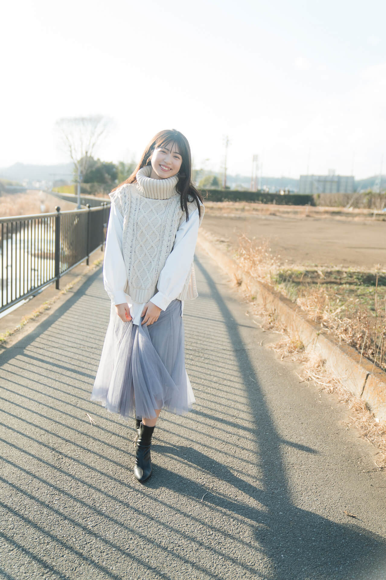 吉田莉桜&吉田莉樱 少女写真 君との距離の因数分解