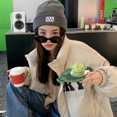 我和学霸下面连在一起写作业 玩到一半却被老师发现