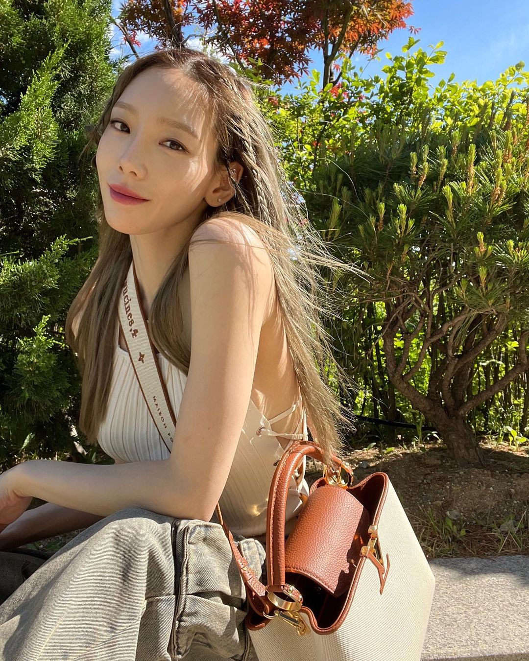 Gigi Hadid、Jennie、太妍都爱绑，从欧美盛行到韩国的夏日编发Baby Braids