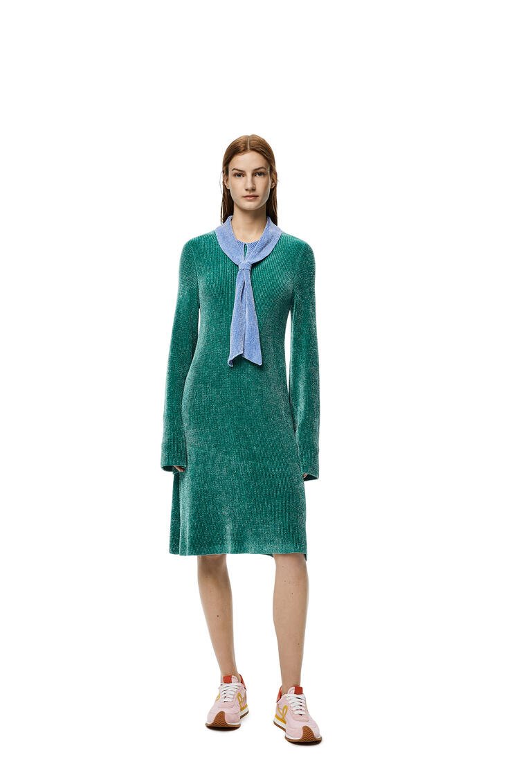 LOEWE为典型的经典配色,让人们犯上了选择困难症!