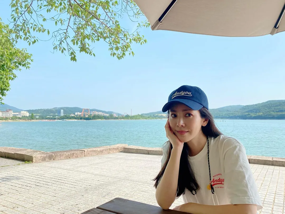 被玄彬赞韩国演艺圈最美女星:《我们的蓝调时光》韩志玟,认识后更爱她了