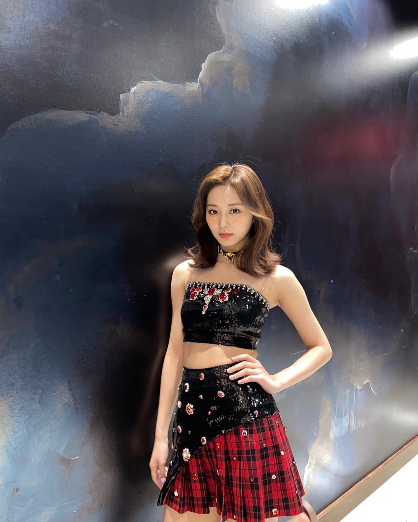 像刚睡醒时的慵懒随性,这才是长发烫卷的不二之选