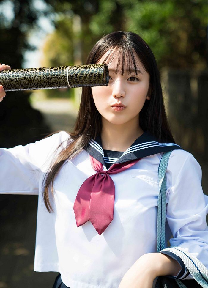 初恋的感觉:日本制服美少女蓼沼优衣