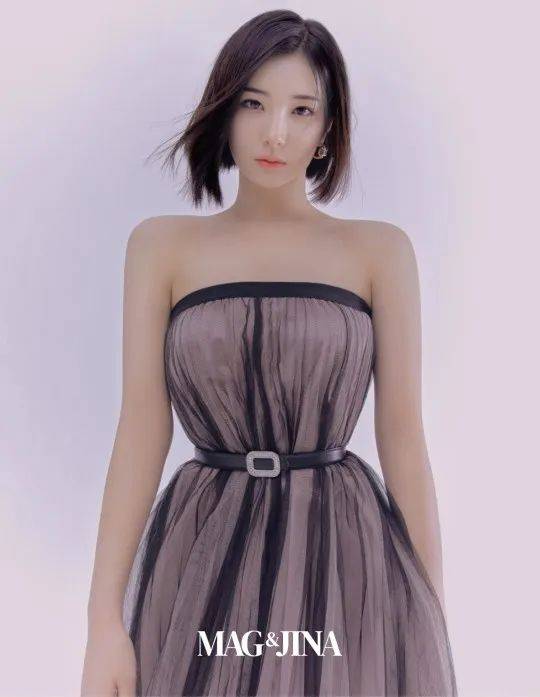 韩国女团ALICE靓丽写真！肤白貌美大长腿性感撩人