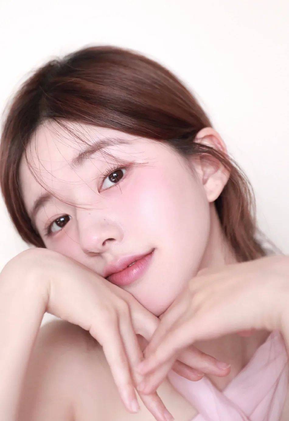 赵露思梦幻写真美若天仙！冰肌玉骨性感撩人