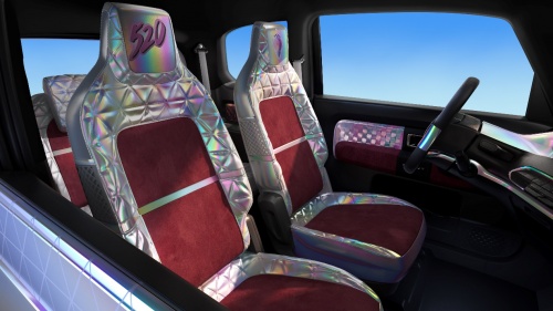 KiWi EV来电概念款线下亮相！“5.20”为爱发光