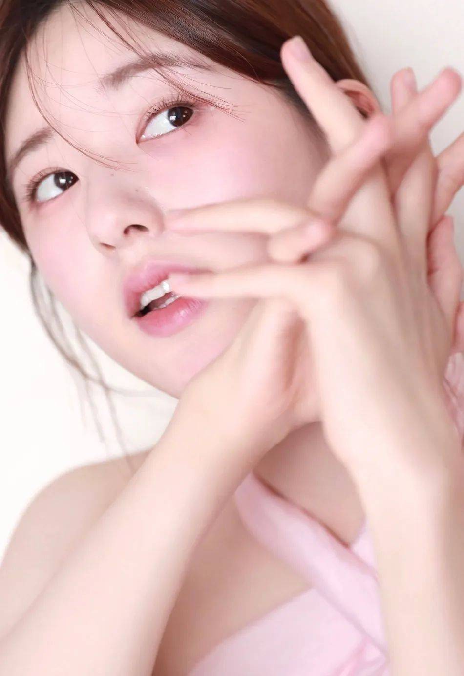 赵露思梦幻写真美若天仙！冰肌玉骨性感撩人