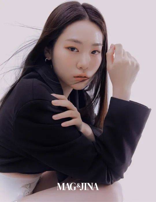 韩国女团ALICE靓丽写真！肤白貌美大长腿性感撩人