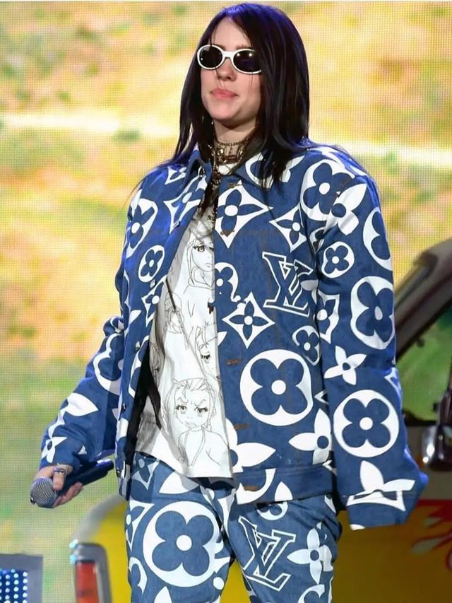 12个穿衣小tips为衣柜做减法，让穿搭更有气质