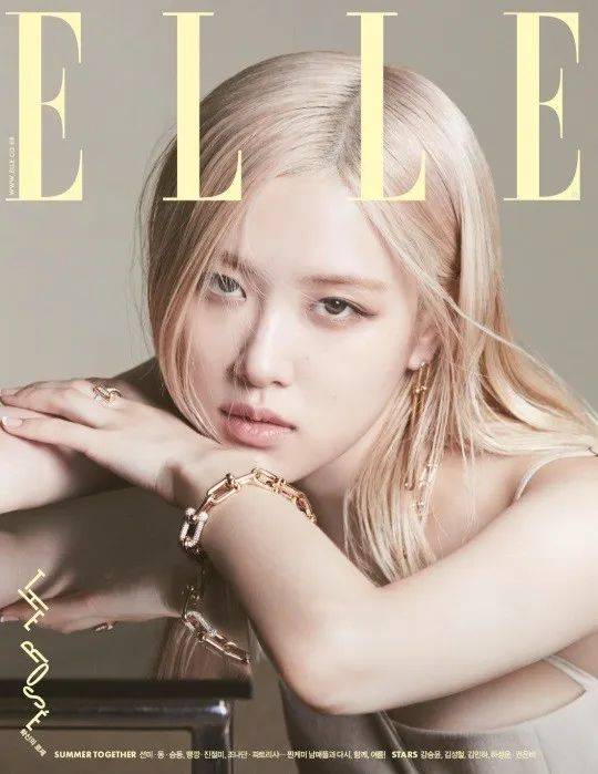 韩国女星朴彩英杂志写真超冷艳!肤白貌美性感撩人
