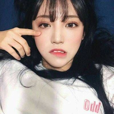 女同学穿丝袜玩我下面 还诱惑我跟她回家