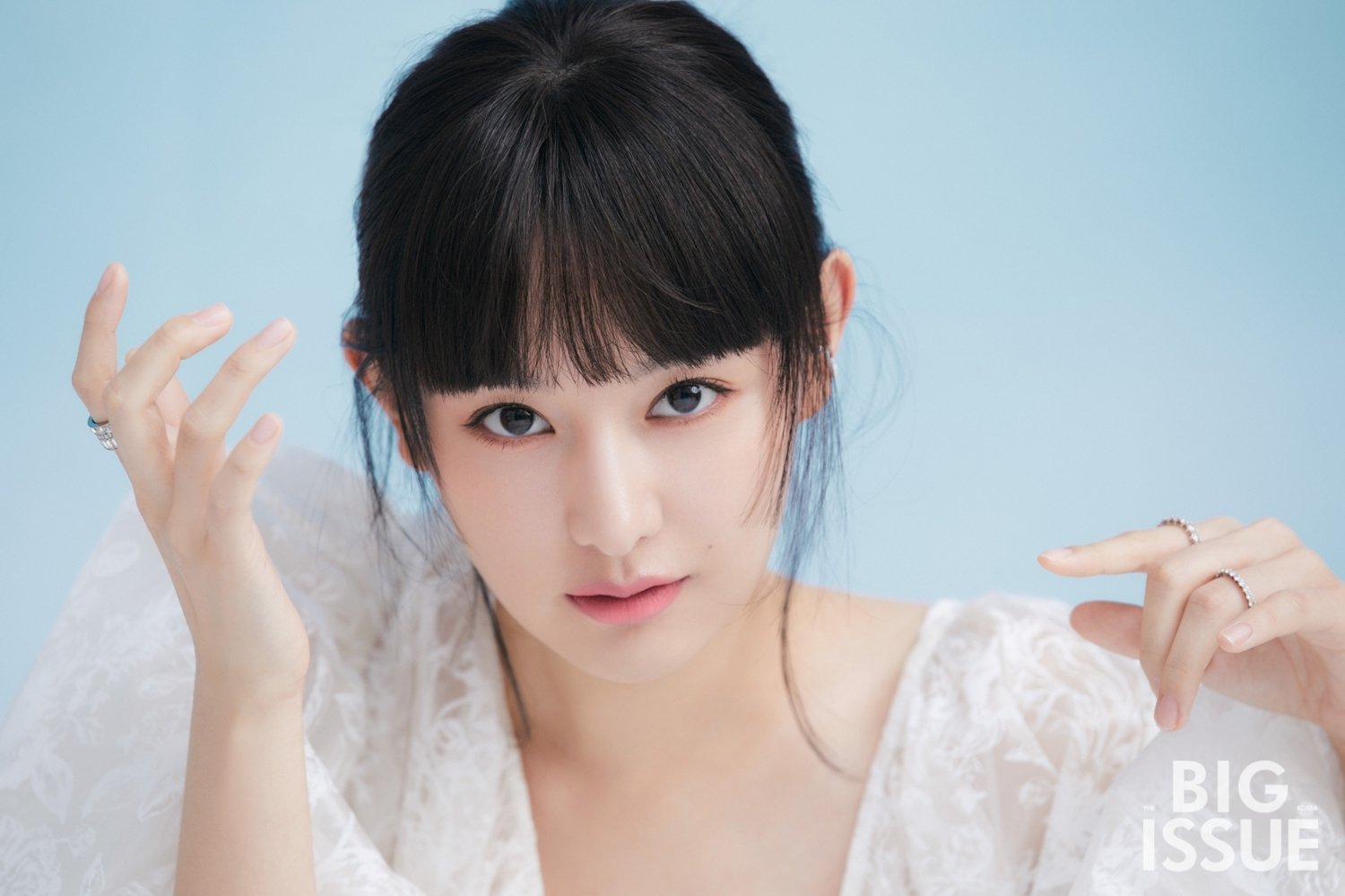 金智媛拍摄韩国《​​Big Issue》，空灵气质宛如仙女 时尚 第2张