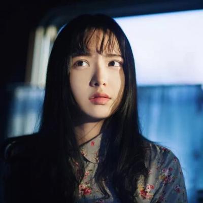 妈妈去世后爸爸要了我 上面吃饭下面还连在一起