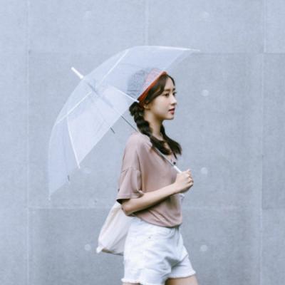 妈妈去世后爸爸要了我 上面吃饭下面还连在一起