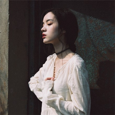 妈妈走了爸爸天天要我 放在里面睡觉醒了又继续