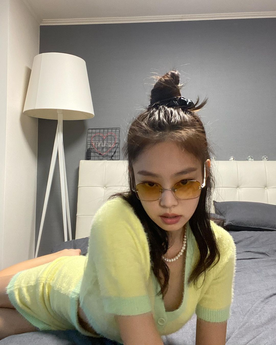 迎接夏季,这些韩国女星的墨镜一个比一个有型