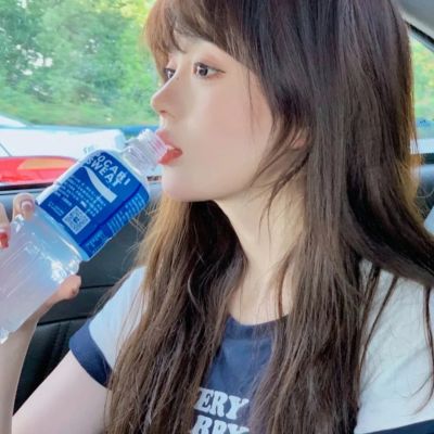 我写作业学长玩我下面 做作业错一题就得做一次