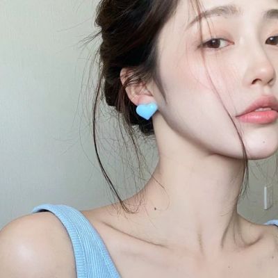 大学恋爱到结婚的几率大吗 1%的成功率你还敢尝试吗