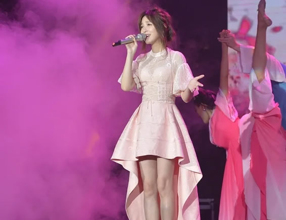 金莎歌曲top10,金莎唱的歌曲大全 金莎歌曲Top 10,金莎唱的歌曲大全