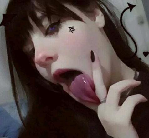 阿黑颜什么意思及这么来的（阿黑颜表情动作真人）