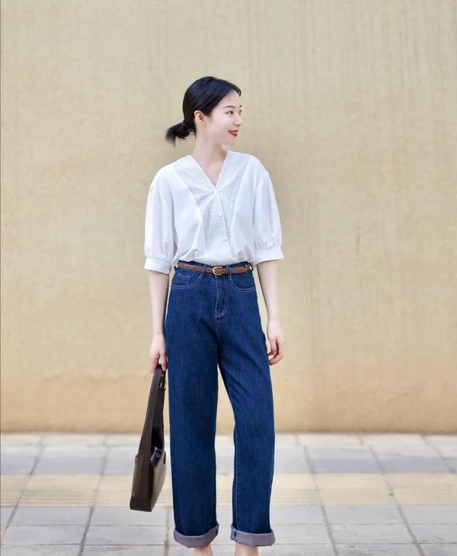 女人会不会穿看这三点！穿对衣服时尚减龄，穿不对身材浪费