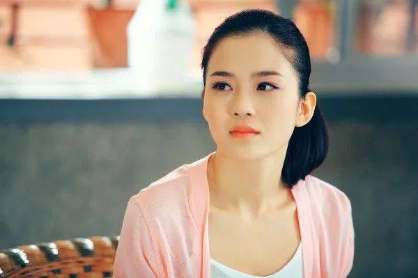 美女赵樱子炮轰网友骂她!曾演众多惊艳角色难怪没爆红