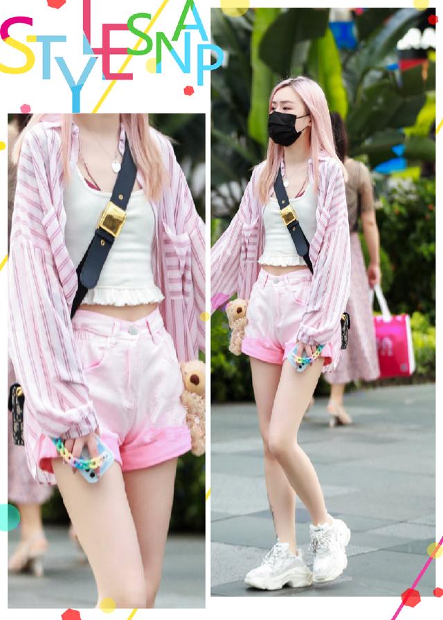 西安街拍：穿彩色短裤的女孩子各个都美得张扬自信