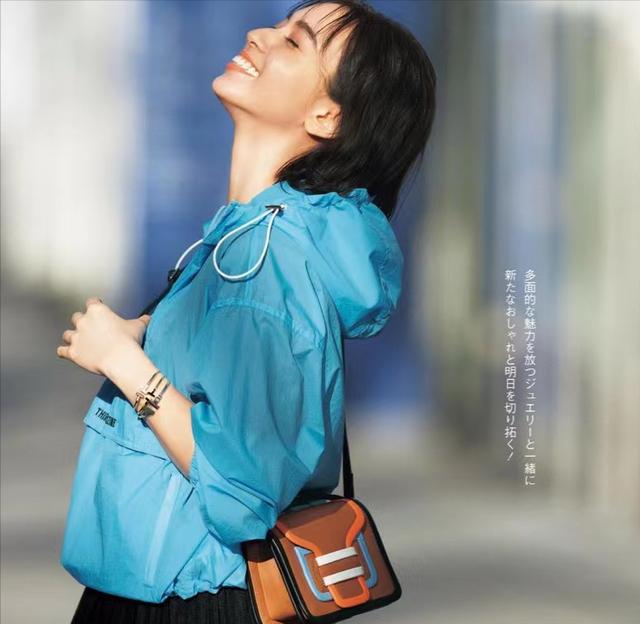 穿基本款我有妙招！3个灵感、10套穿搭，穿衣小白快取经吧