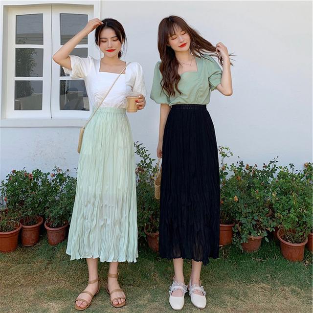 夏天穿衣建议:颜色要淡、版型要宽,适当露肤才清爽气质